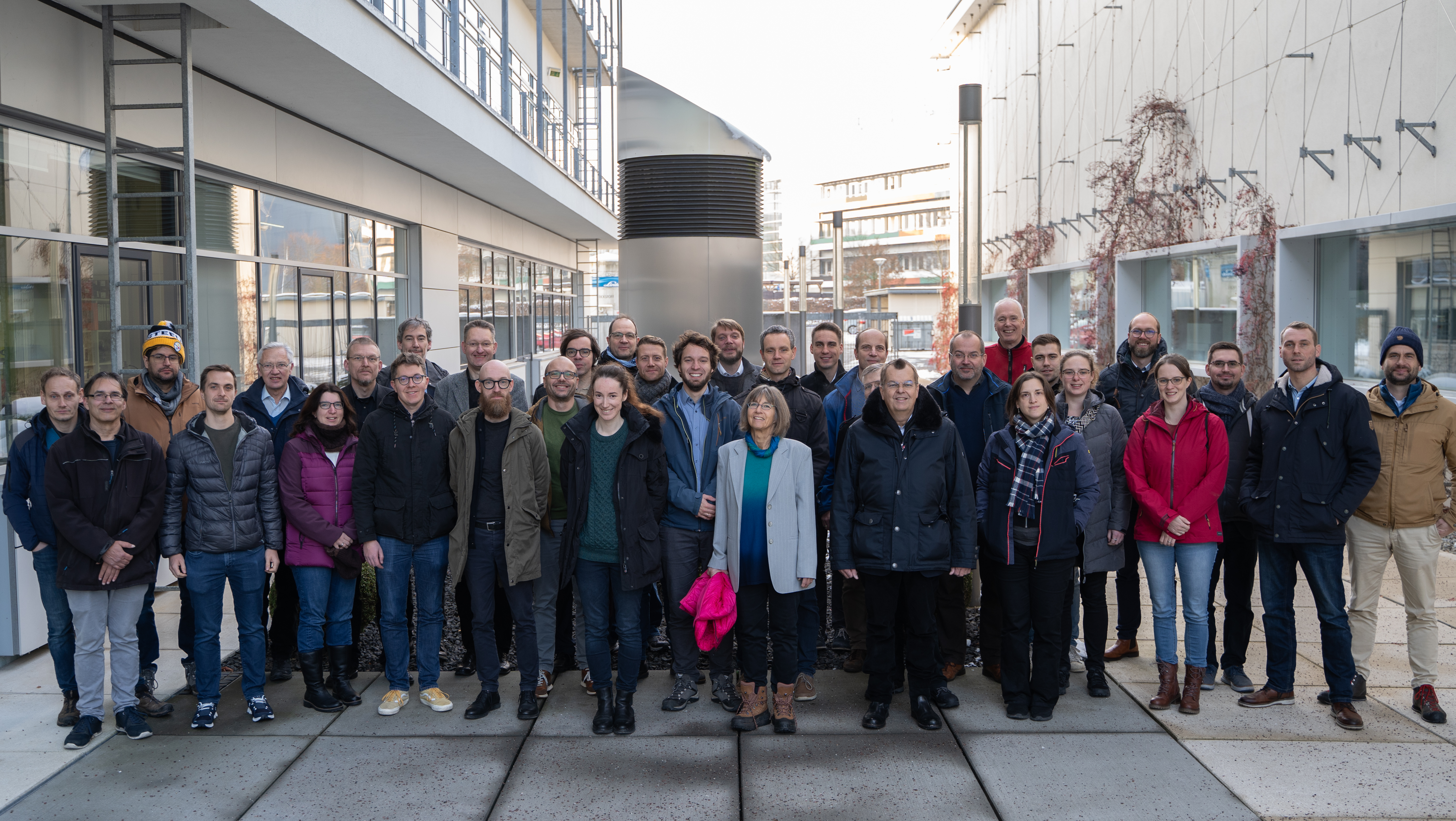 Gruppenfoto vom Kickoff-Treffen des gesamten Konsortiums © Fraunhofer IMWS